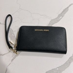 Michael Kors wristlet